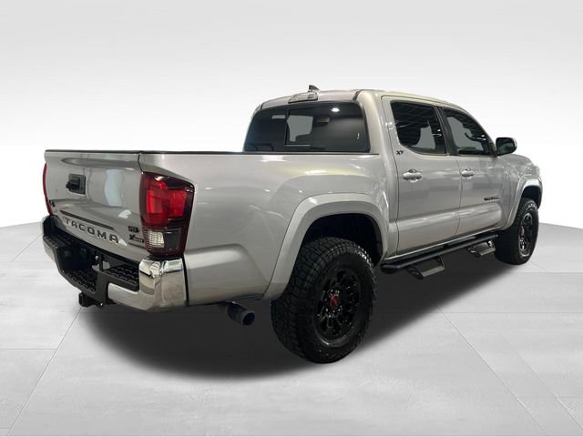 Used 2019 Toyota Tacoma SR5 AWD/4WD image 7