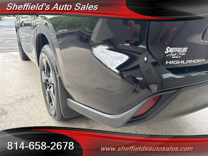 Used 2020 Toyota Highlander L AWD/4WD image 17