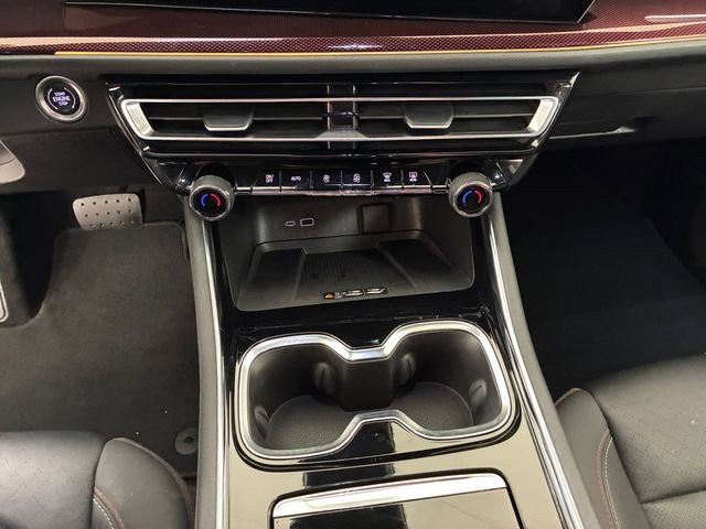Certified 2024 Chevrolet Traverse RS AWD/4WD image 21