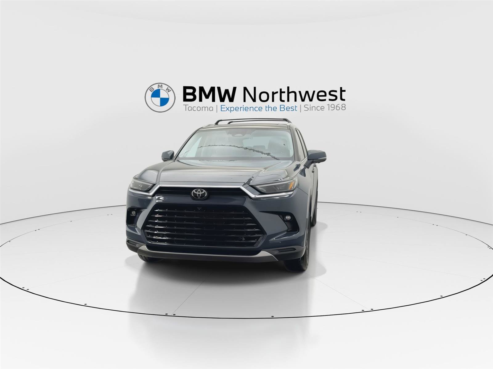 Used 2024 Toyota Grand Highlander Limited image 8