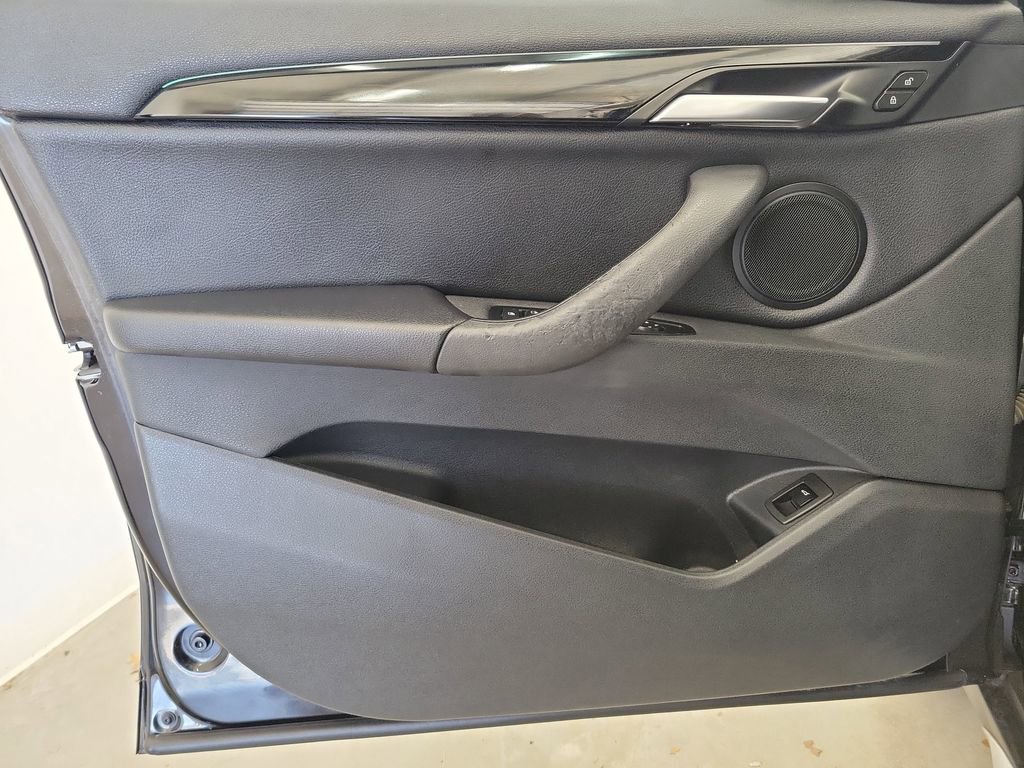 Used 2020 BMW X1 sDrive28i image 21