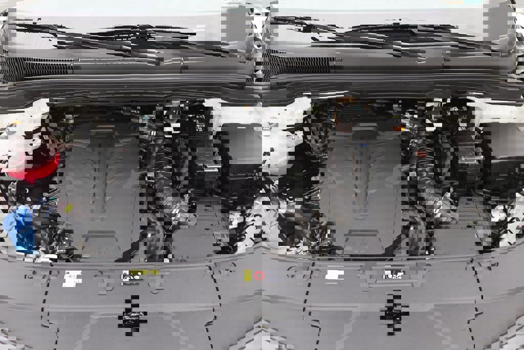 Used 2025 Kia Carnival EX image 29