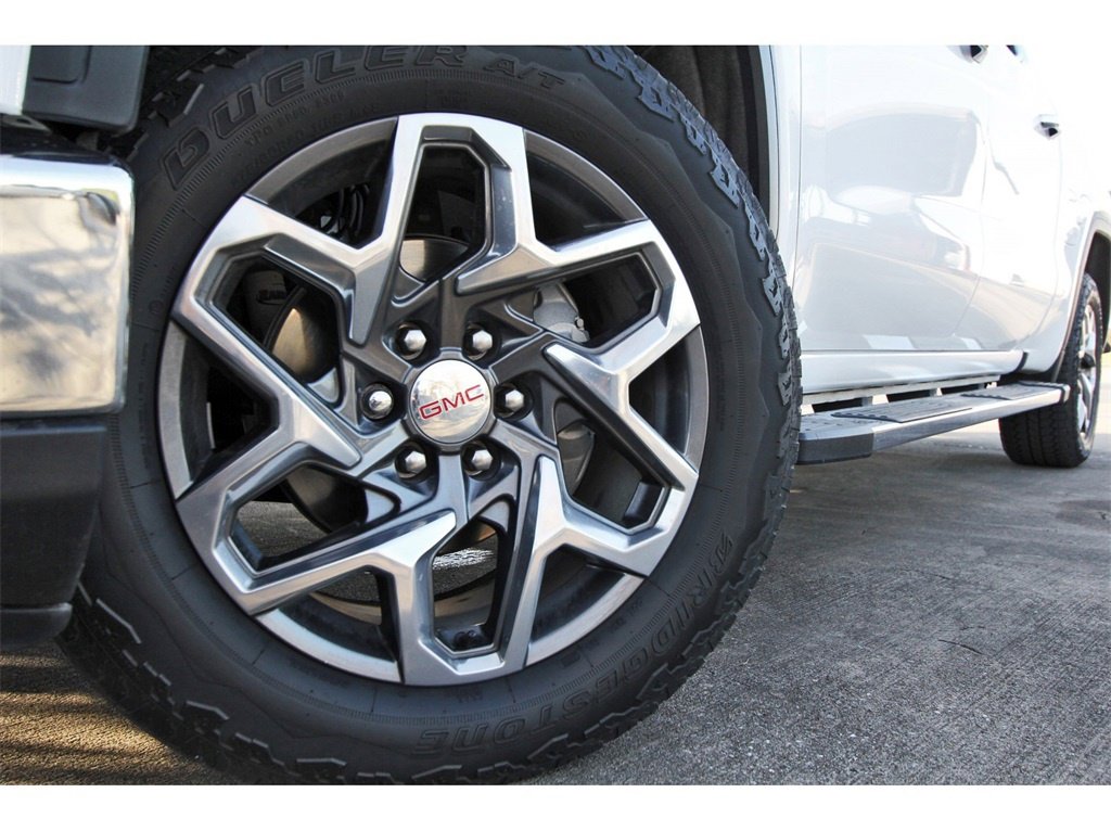 Used 2024 GMC Sierra 1500 SLT image 29