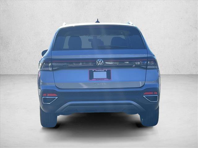 Used 2025 Volkswagen Taos SE image 7