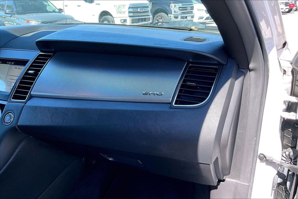 Used 2018 Ford Taurus SHO w/ Driver Assist Package image 23