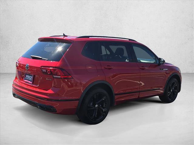 Used 2024 Volkswagen Tiguan SE R-Line image 5