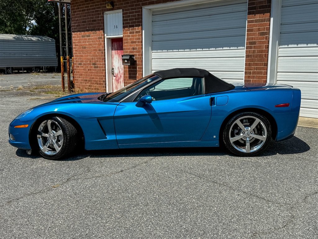 Used 2008 Chevrolet Corvette Convertible RWD image 4