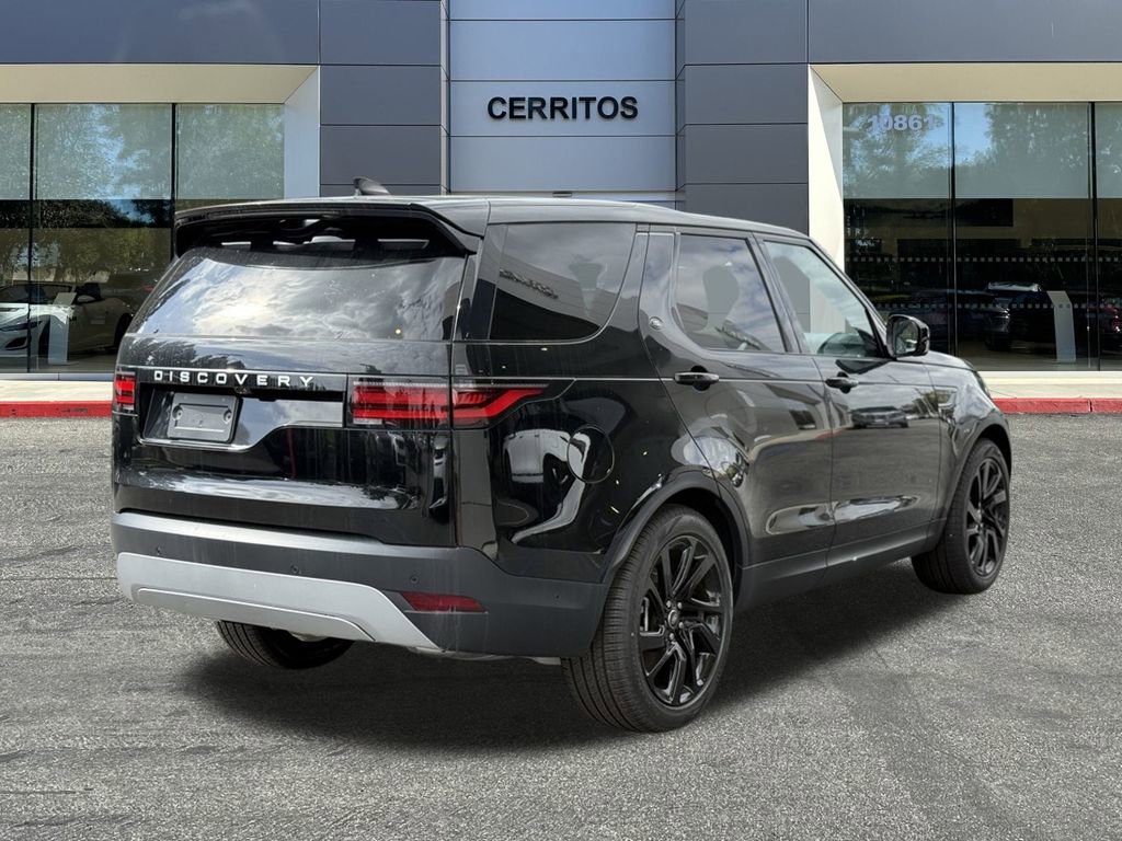Certified 2025 Land Rover Discovery S AWD/4WD image 6