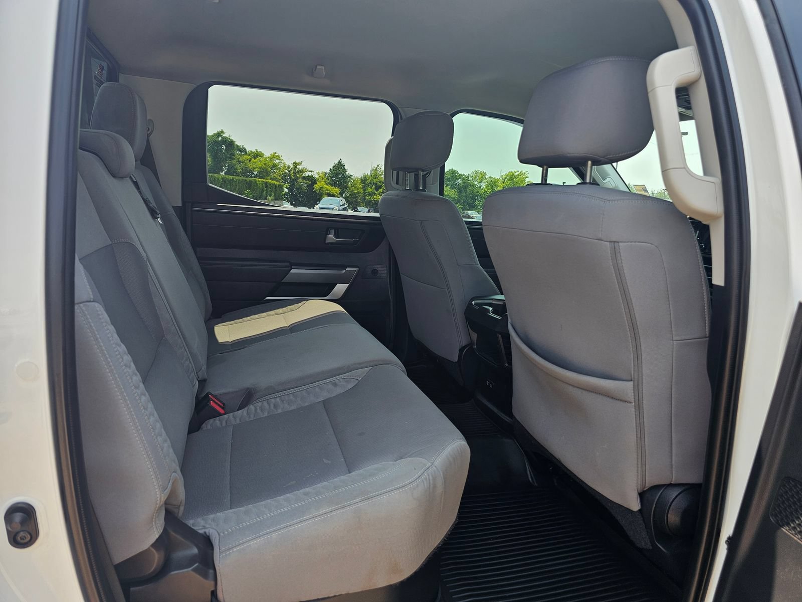 Used 2024 Toyota Tundra SR5 w/ SR5 Convenience Package AWD/4WD image 37