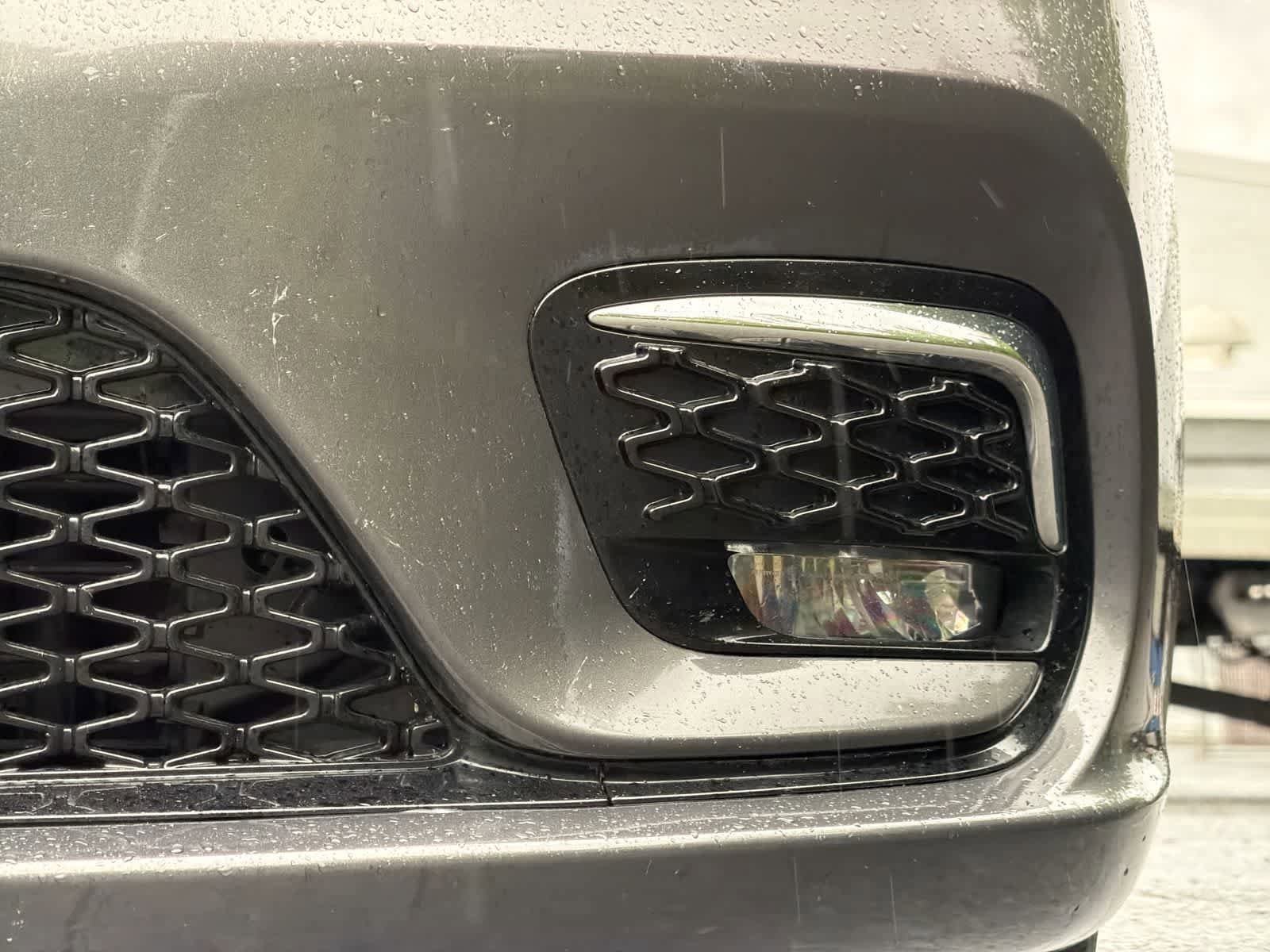 Used 2022 Chrysler Pacifica Touring-L FWD image 11