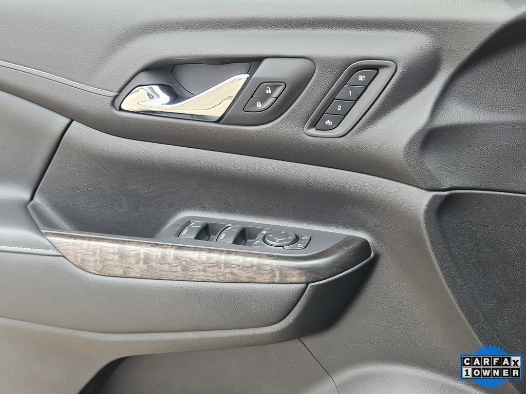 Used 2022 GMC Acadia Denali w/ Denali Ultimate Package image 23