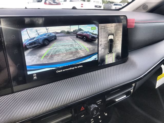 New 2026 Nissan Kicks SR w/ SR Premium Package AWD/4WD image 17