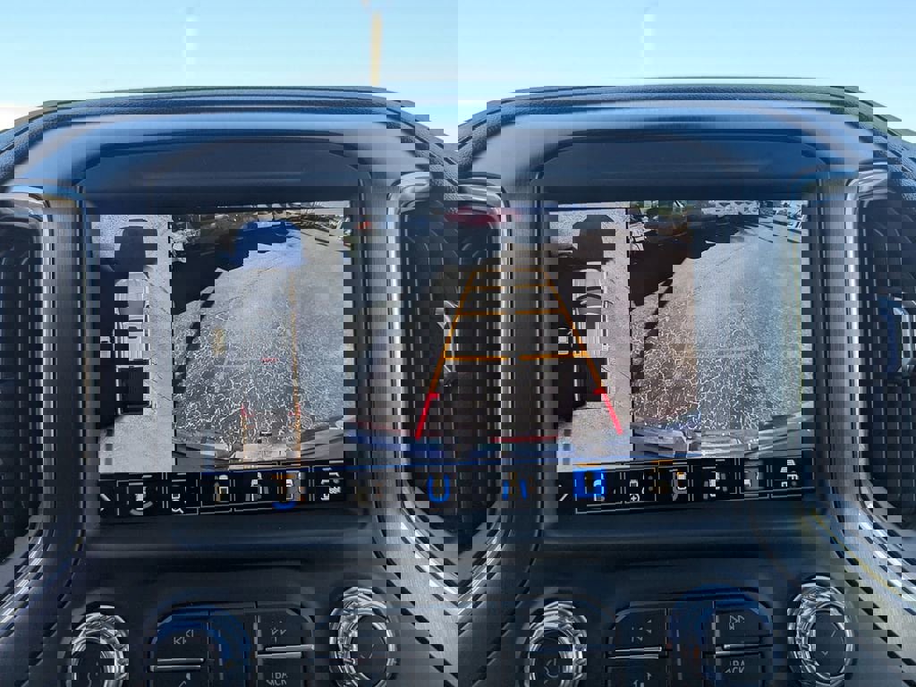 Used 2020 GMC Sierra 1500 AT4 w/ AT4 Premium Package image 20