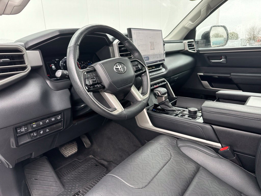 Used 2023 Toyota Sequoia Limited AWD/4WD image 15