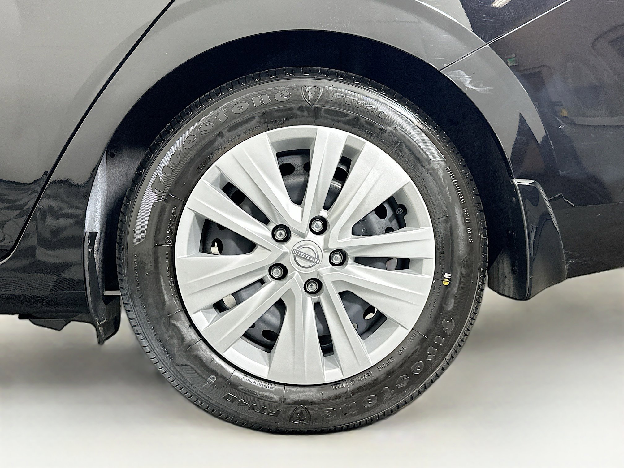 Used 2025 Nissan Sentra S image 11