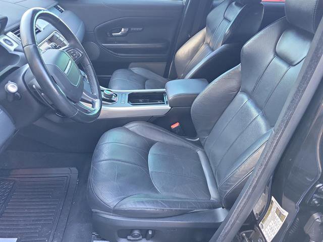 Used 2017 Land Rover Range Rover Evoque SE AWD/4WD image 3