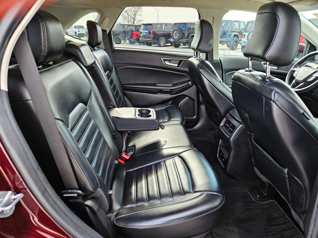 Used 2023 Ford Edge SEL w/ Convenience Package image 35