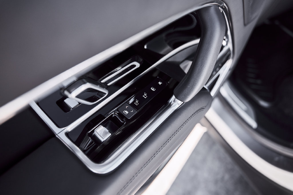 Used 2024 Land Rover Range Rover SE AWD/4WD image 41