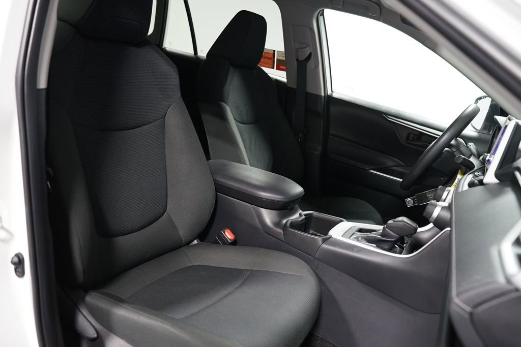 Certified 2024 Toyota RAV4 LE image 27