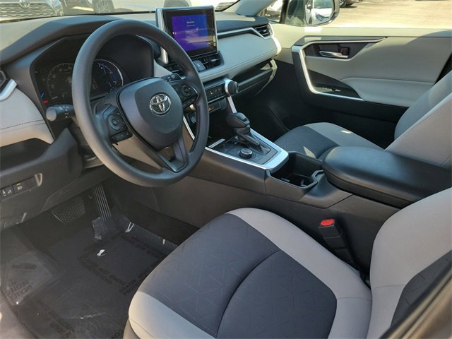 Used 2024 Toyota RAV4 XLE image 11