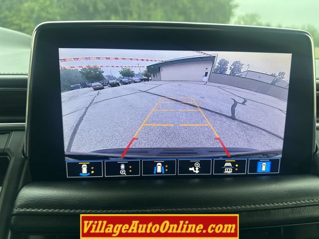 Used 2021 Chevrolet Suburban High Country w/ Premium Package AWD/4WD image 26