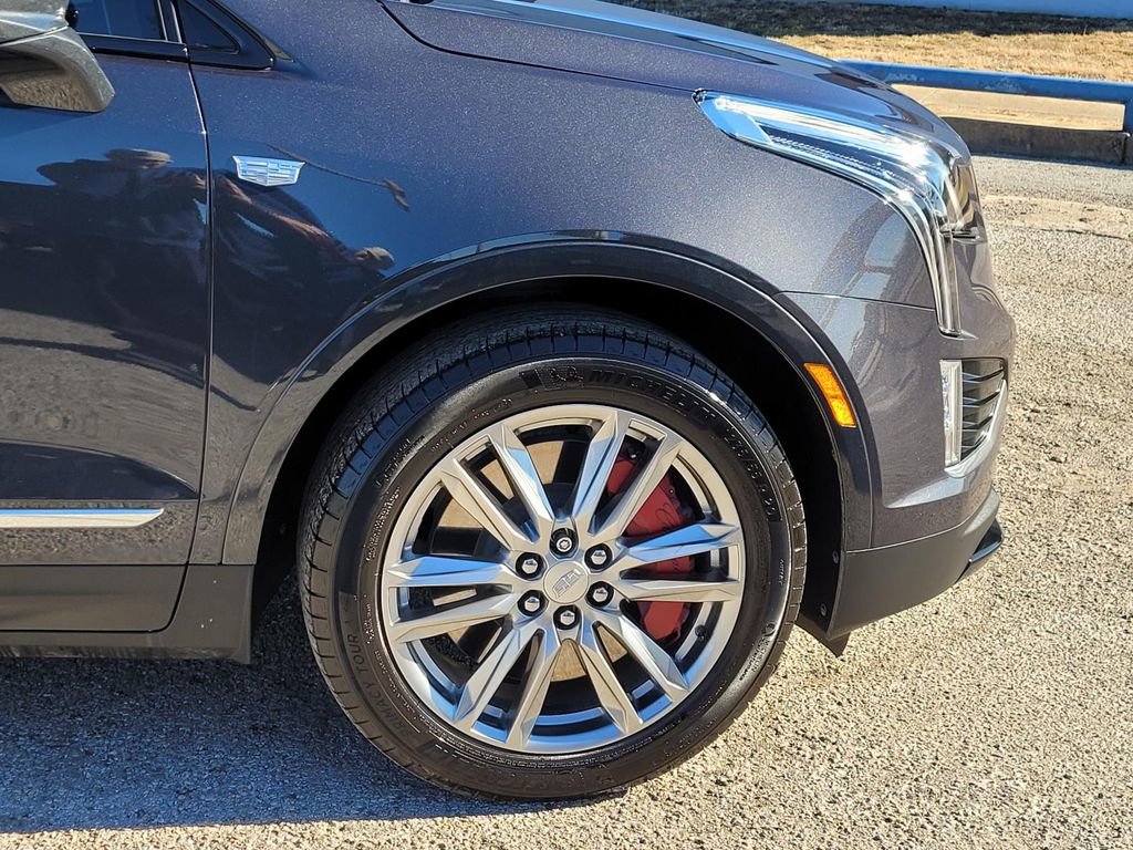 Used 2023 Cadillac XT5 Sportv image 7