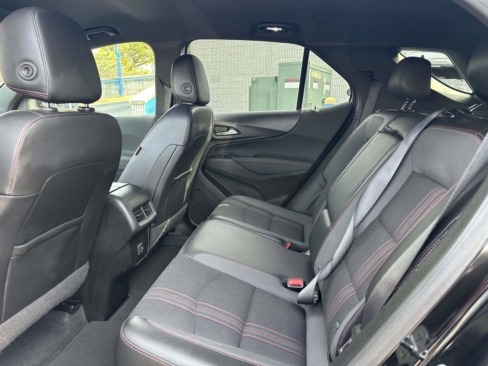 Used 2022 Chevrolet Equinox RS image 10