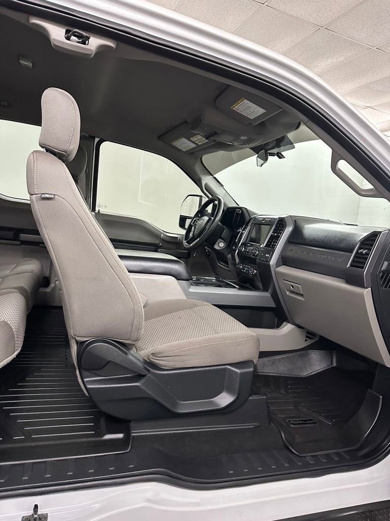 Used 2019 Ford F250 XLT w/ XLT Premium Package image 36