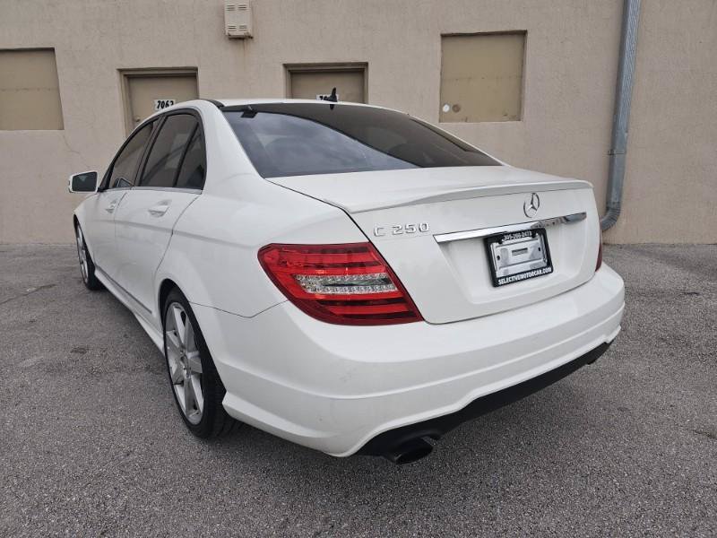 Used 2014 Mercedes-Benz C 250 Sedan image 10