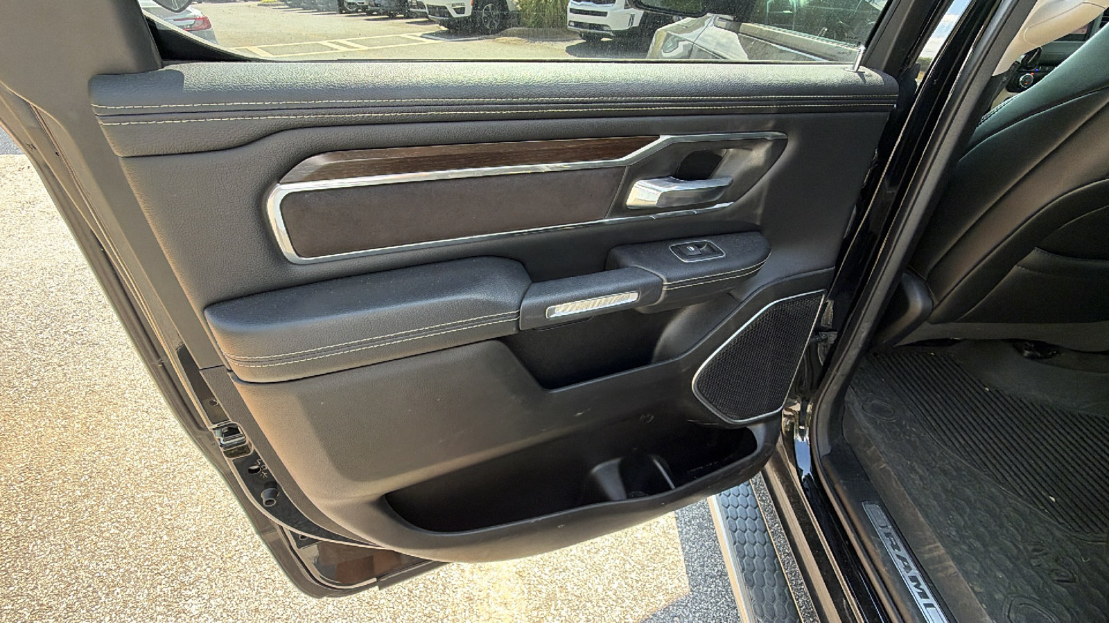Used 2022 RAM 1500 Laramie RWD image 23