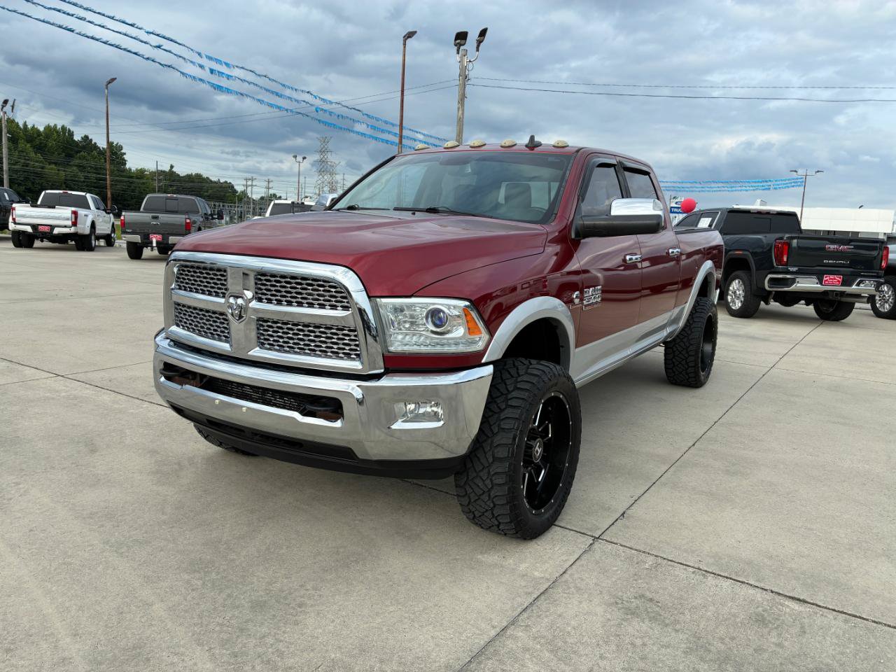 Used 2013 RAM 2500 Laramie AWD/4WD image 2