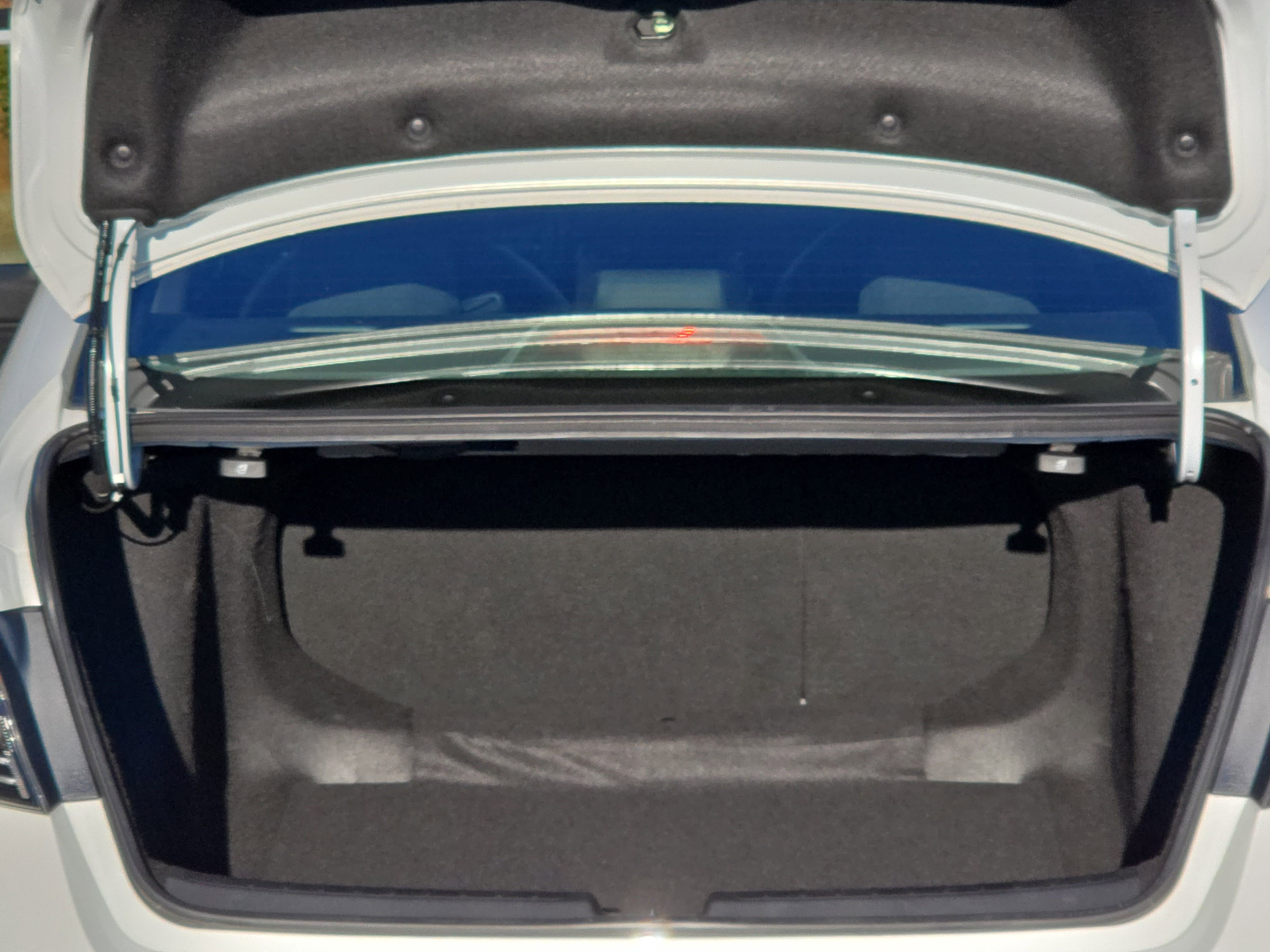 Used 2025 Honda Civic Sport image 12