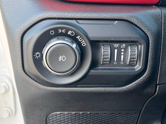 Used 2021 Jeep Wrangler Unlimited Rubicon w/ Uconnect 4C Nav & Sound Group AWD/4WD image 20