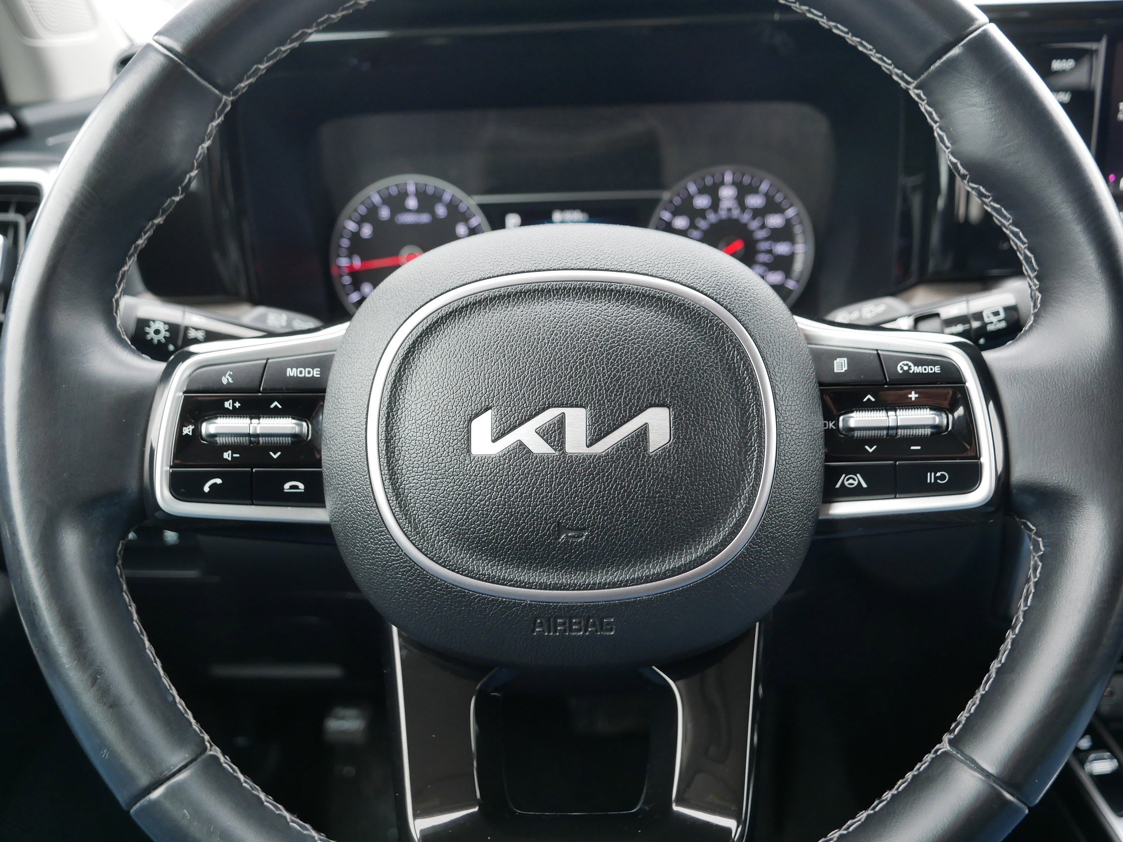 Certified 2022 Kia Sorento S image 25