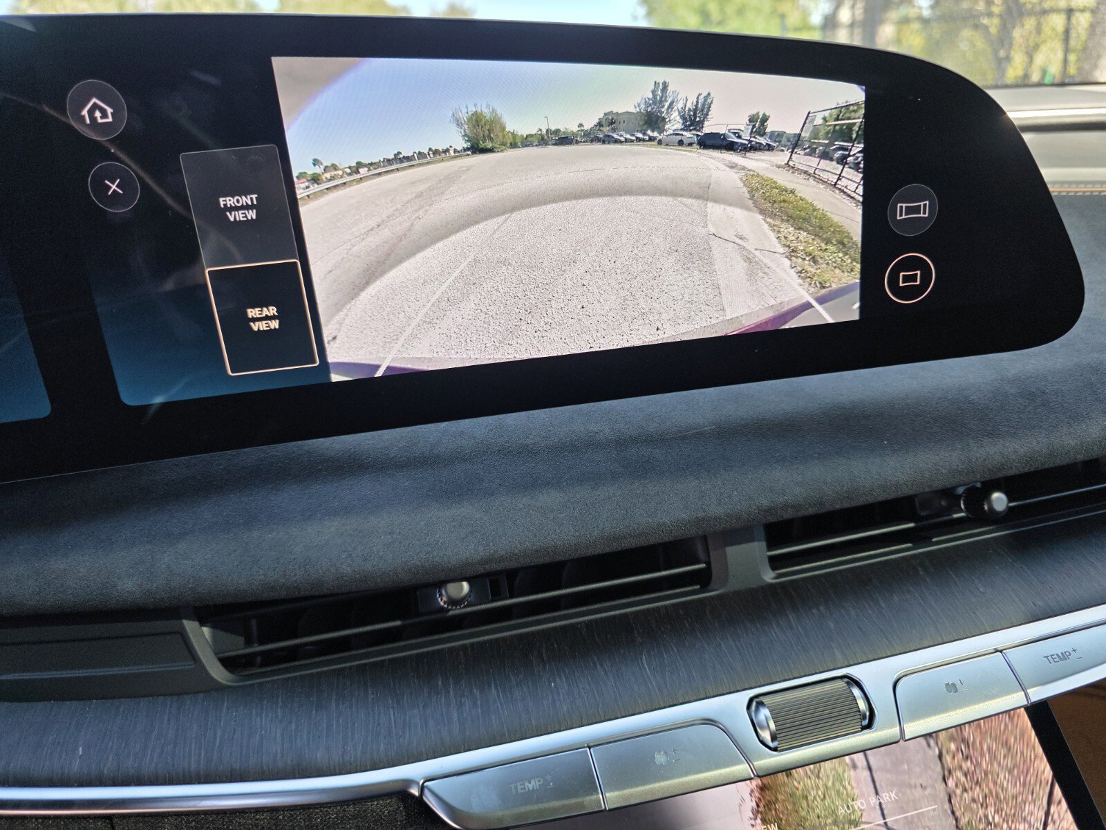 Used 2022 Lucid Air Grand Touring image 22