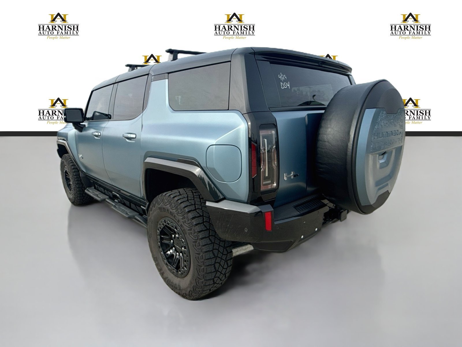 Used 2024 GMC Hummer EV 3X w/ Omega Edition AWD/4WD image 3