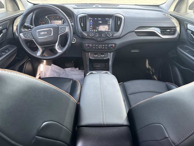 Used 2024 GMC Terrain AT4 image 22