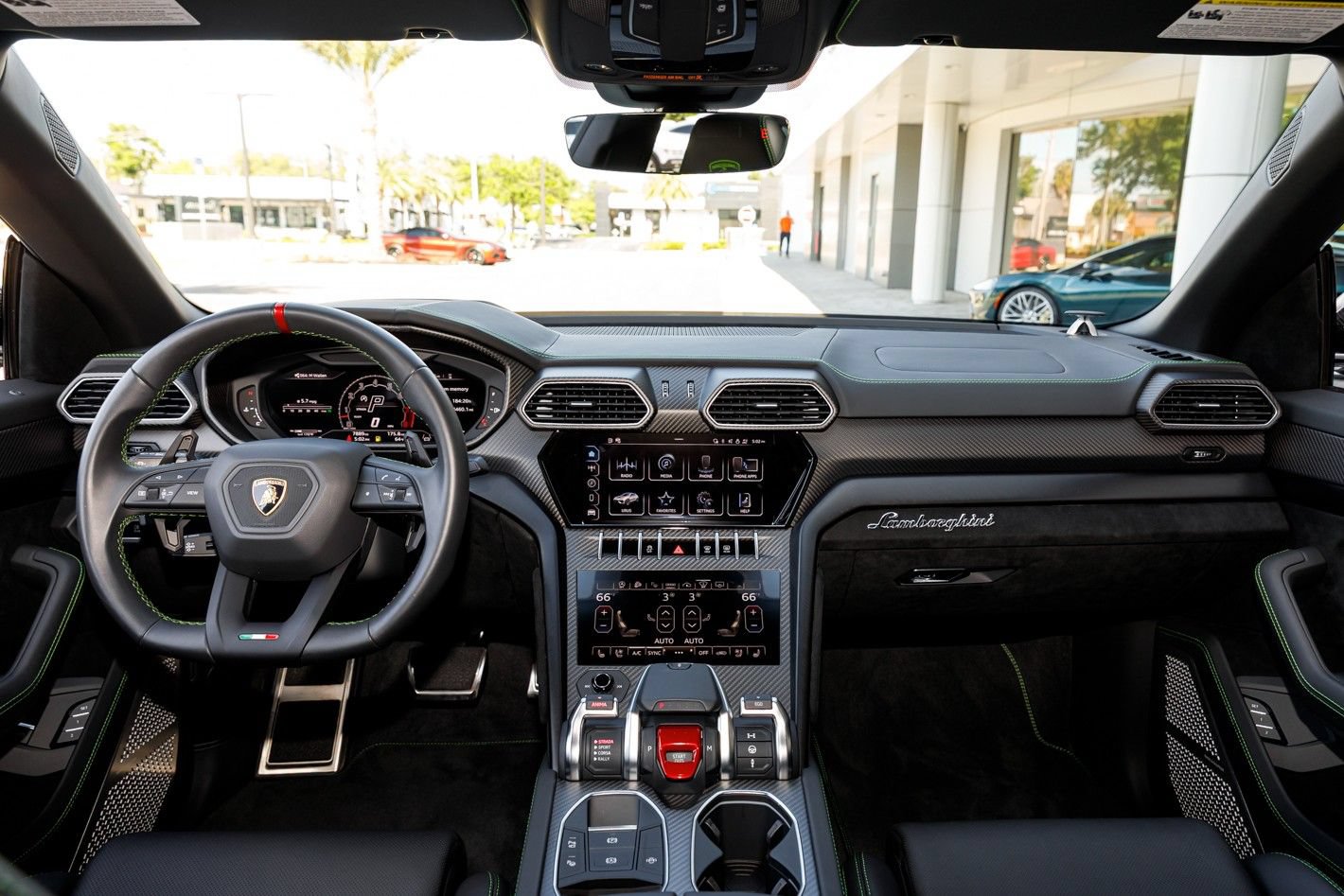 Used 2023 Lamborghini Urus Performante AWD/4WD image 65