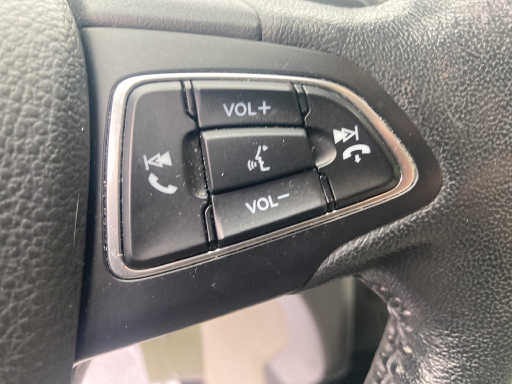Used 2018 Ford Escape SEL AWD/4WD image 40