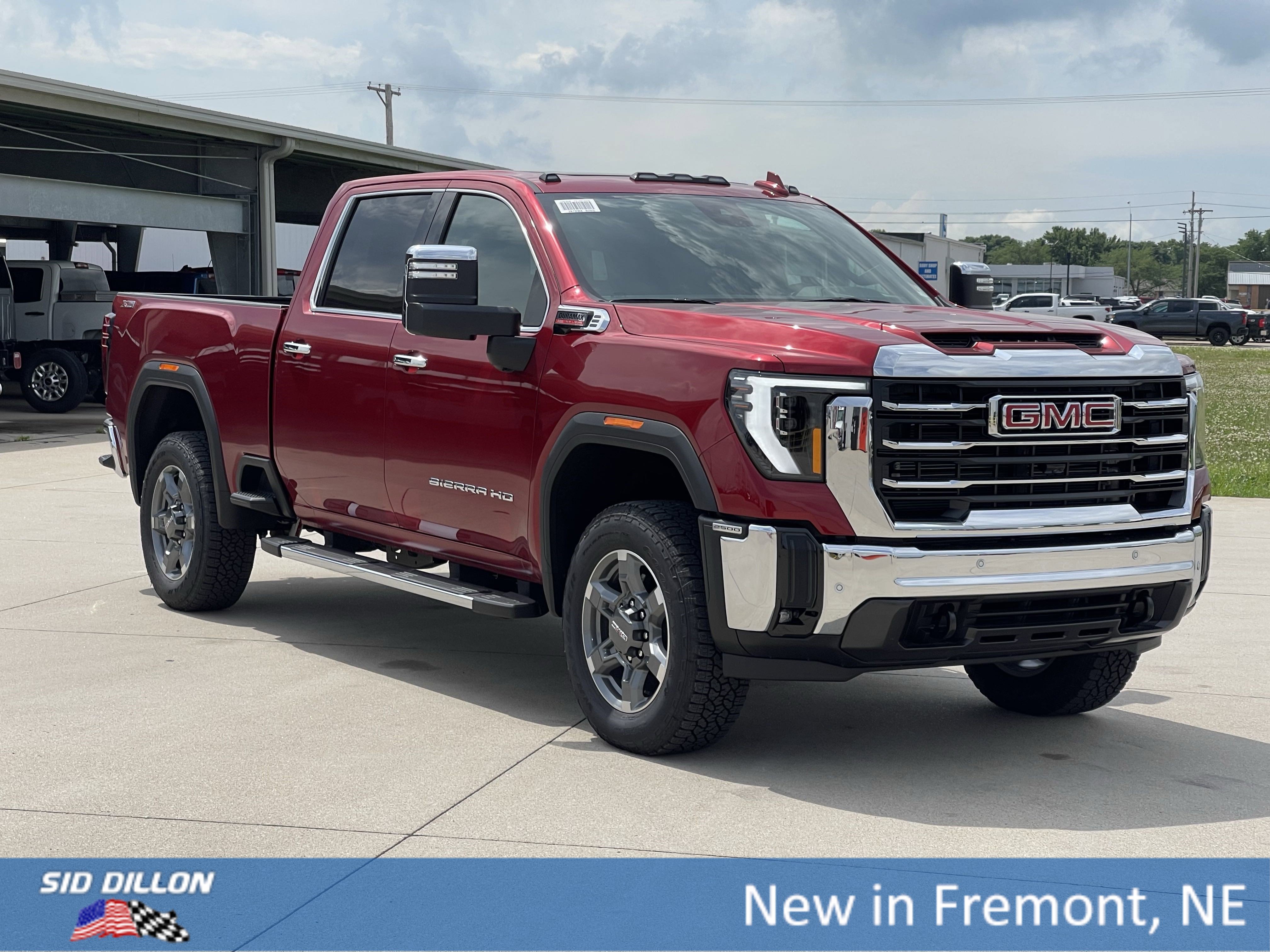New 2025 GMC Sierra 2500 SLT w/ SLT Premium Package image 12