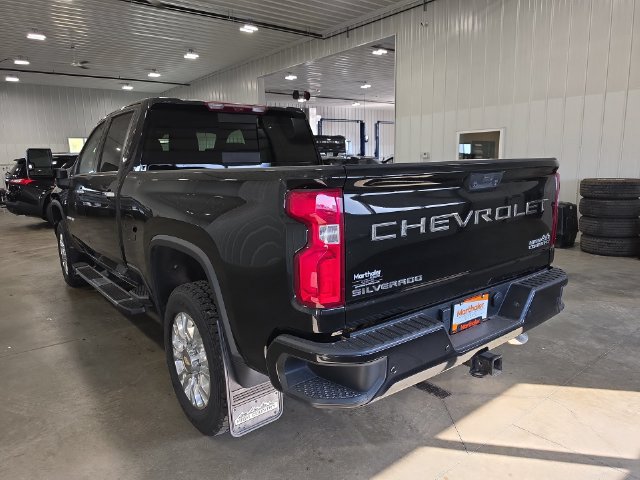 Used 2021 Chevrolet Silverado 3500 High Country w/ Z71 Off-Road Package AWD/4WD image 6