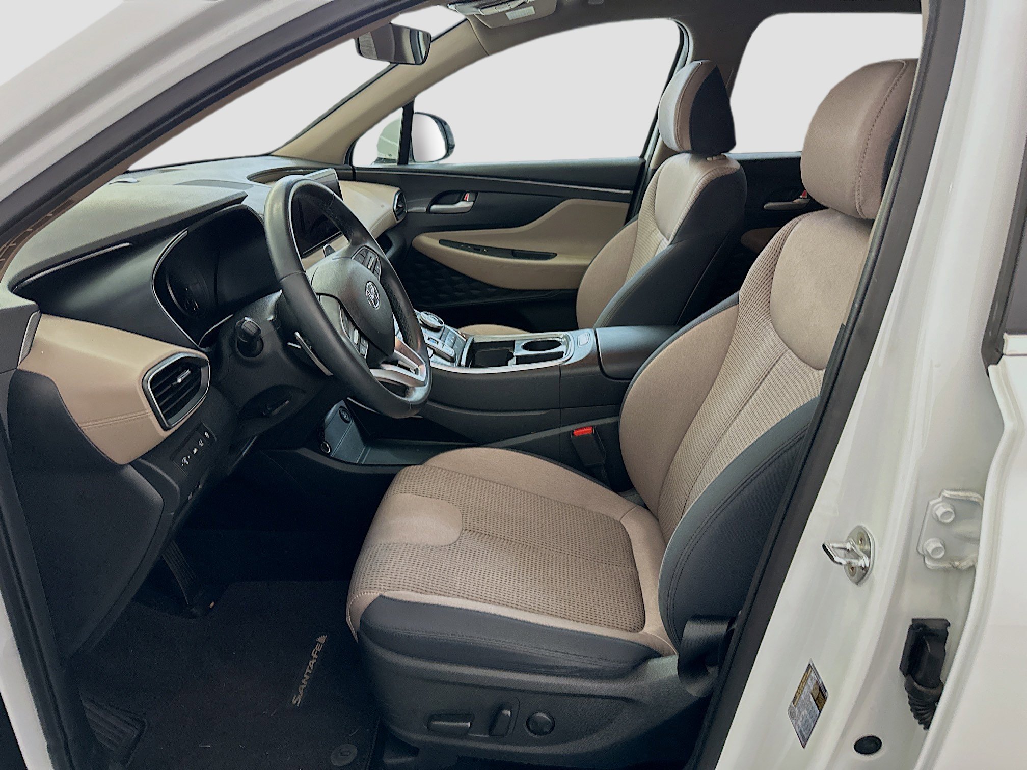 Used 2023 Hyundai Santa Fe SEL image 13