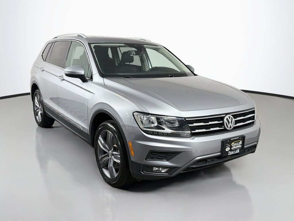 Used 2020 Volkswagen Tiguan SEL AWD/4WD image 3
