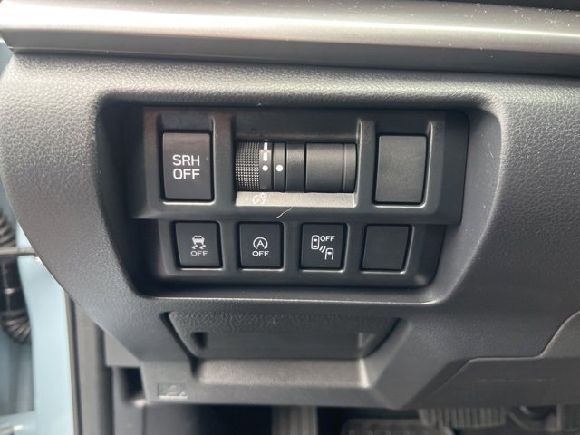 Used 2023 Subaru Crosstrek 2.5i Limited w/ Moonroof Package image 24