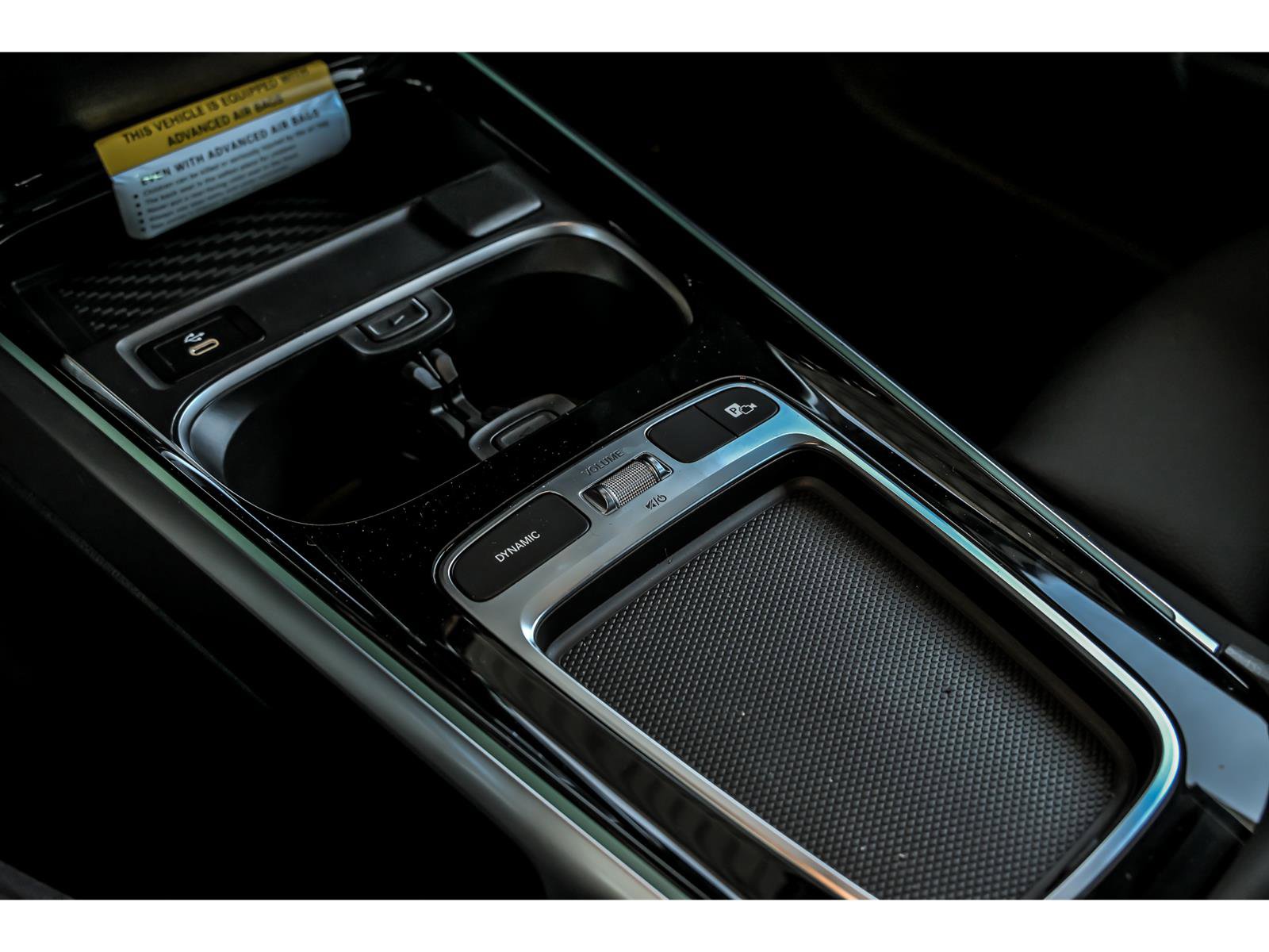 New 2026 Mercedes-Benz GLB 250 4MATIC image 16