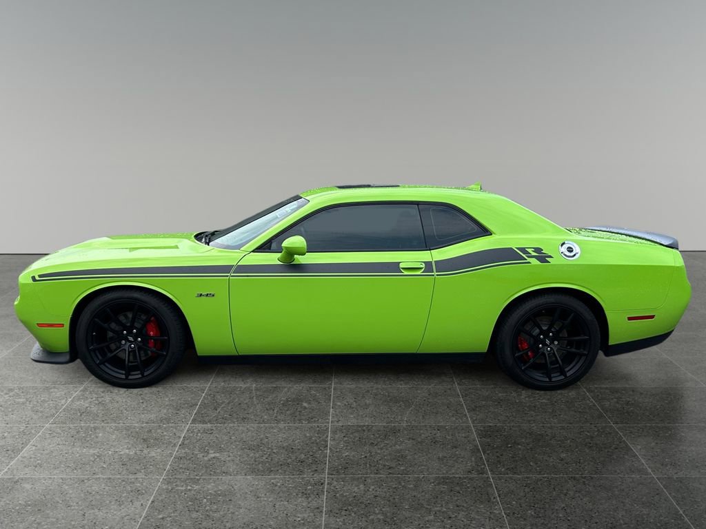 Used 2023 Dodge Challenger R/T w/ Plus Package image 4