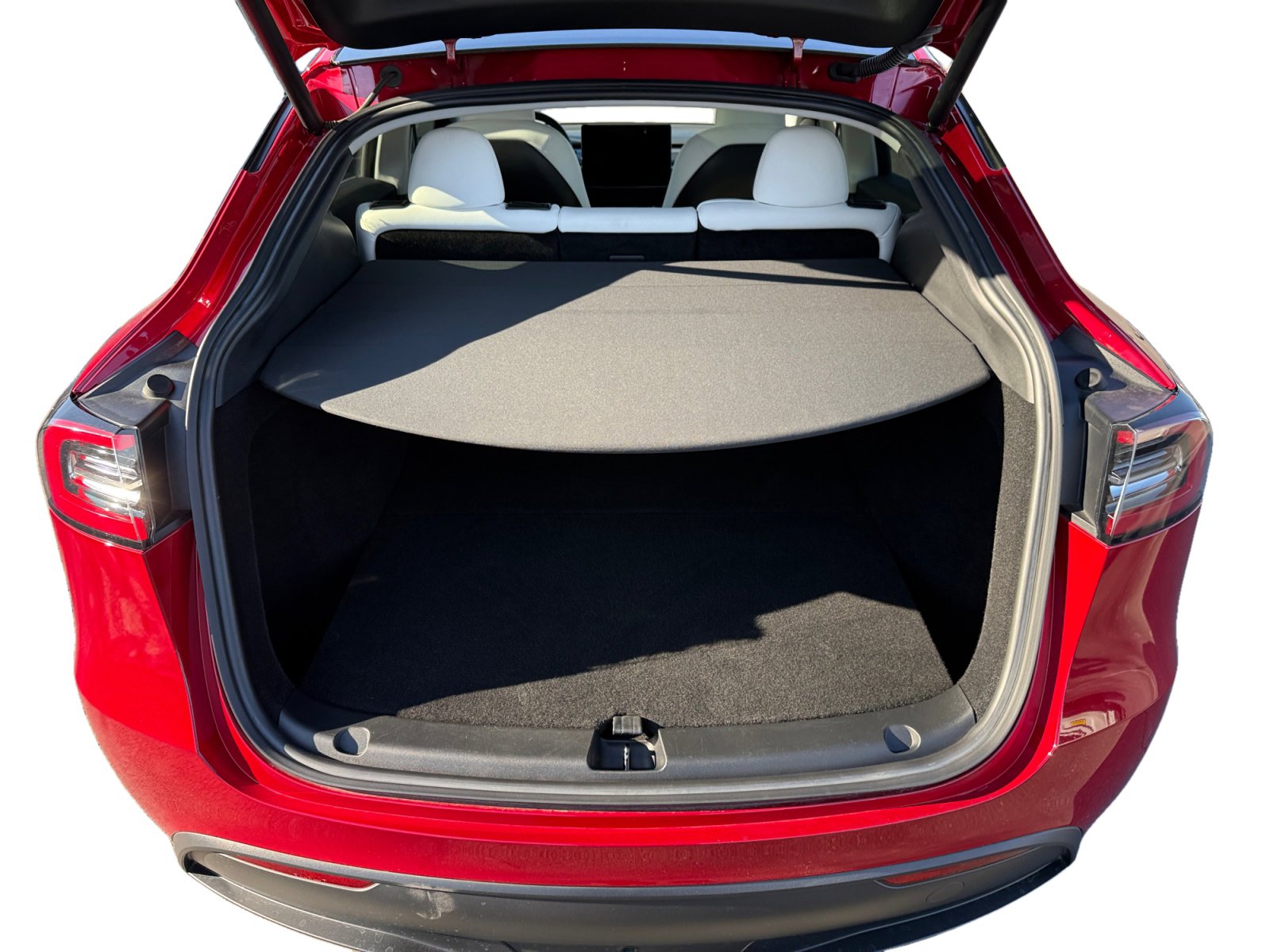 Used 2023 Tesla Model Y Long Range image 17