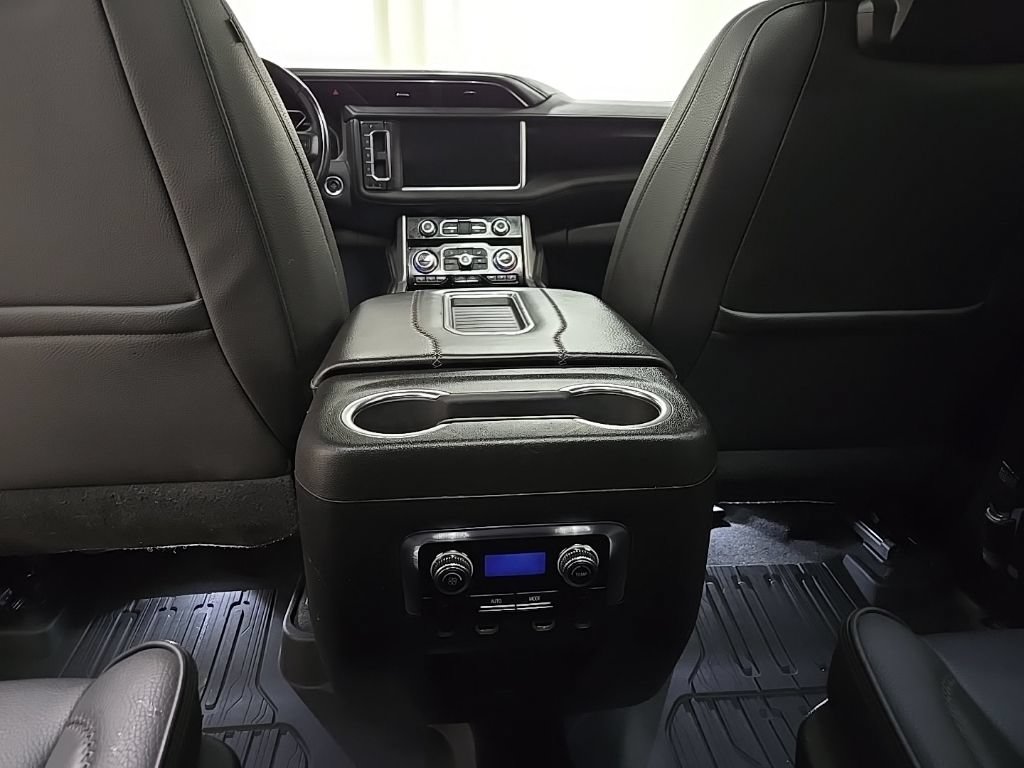 Used 2021 GMC Yukon XL Denali AWD/4WD image 53