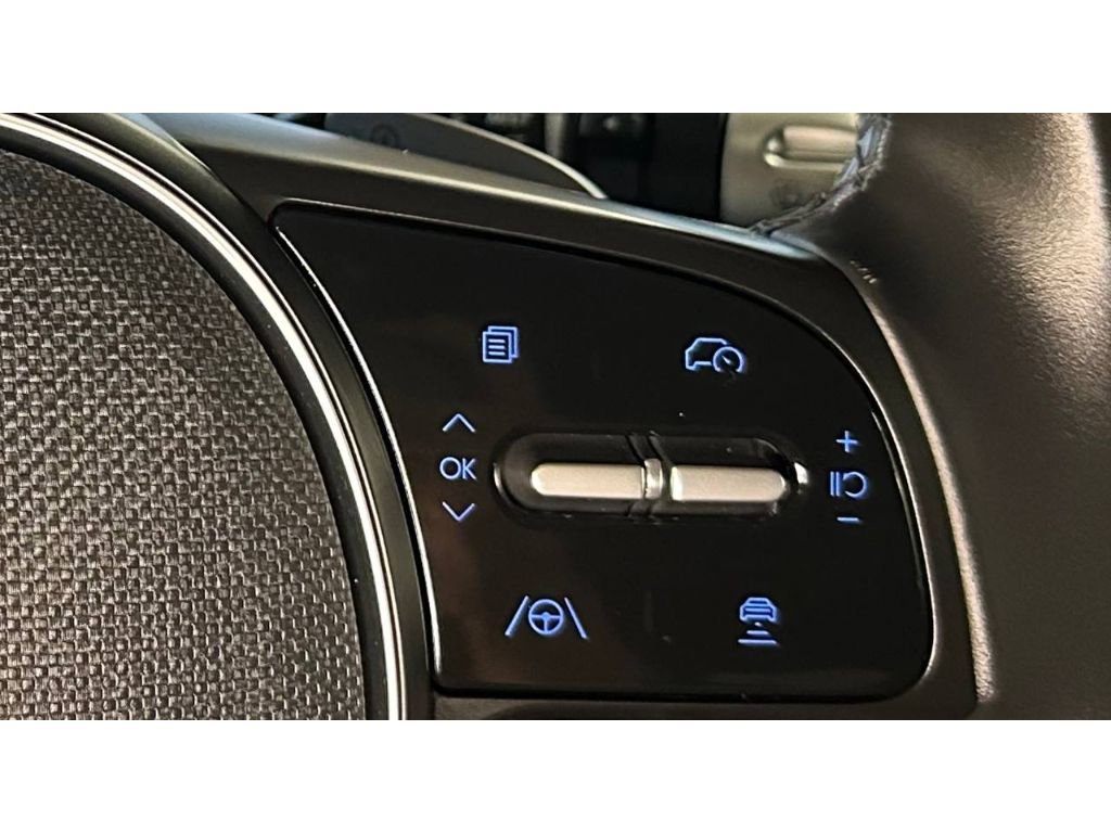 Used 2024 Hyundai Ioniq 5 Limited image 25