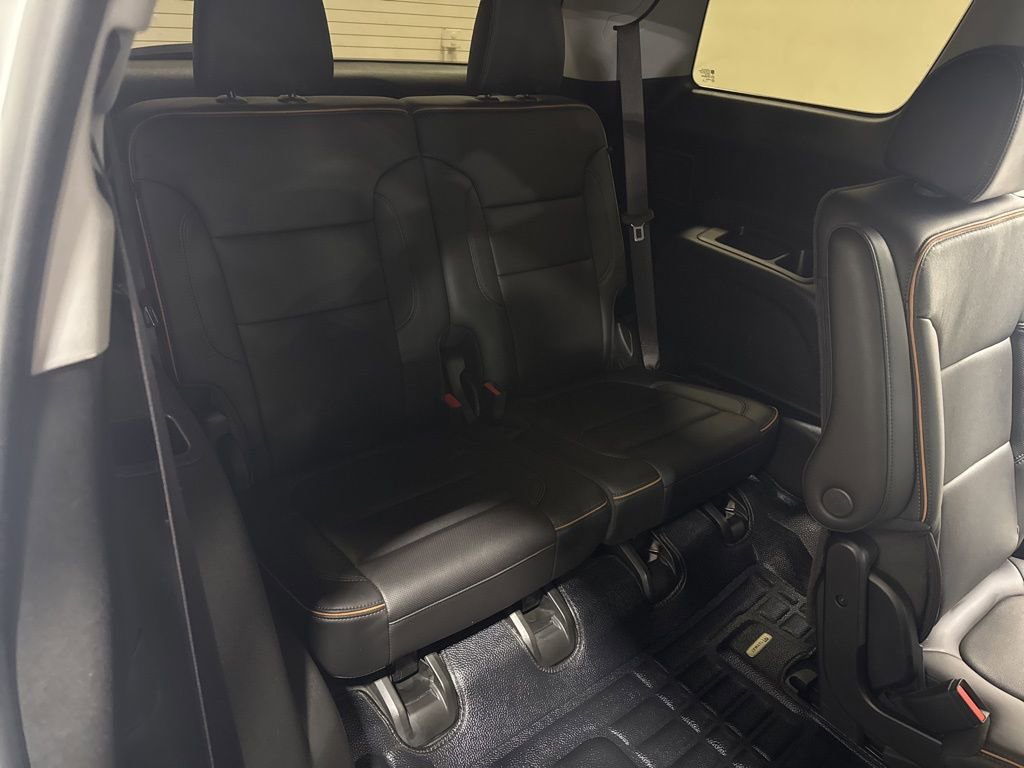 Used 2022 GMC Acadia AT4 w/ Technology Package image 26